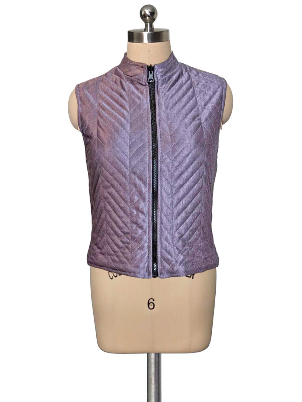 New Vintage KUNTO 100% Silk  Quilted Metallic Purple Light Vest M